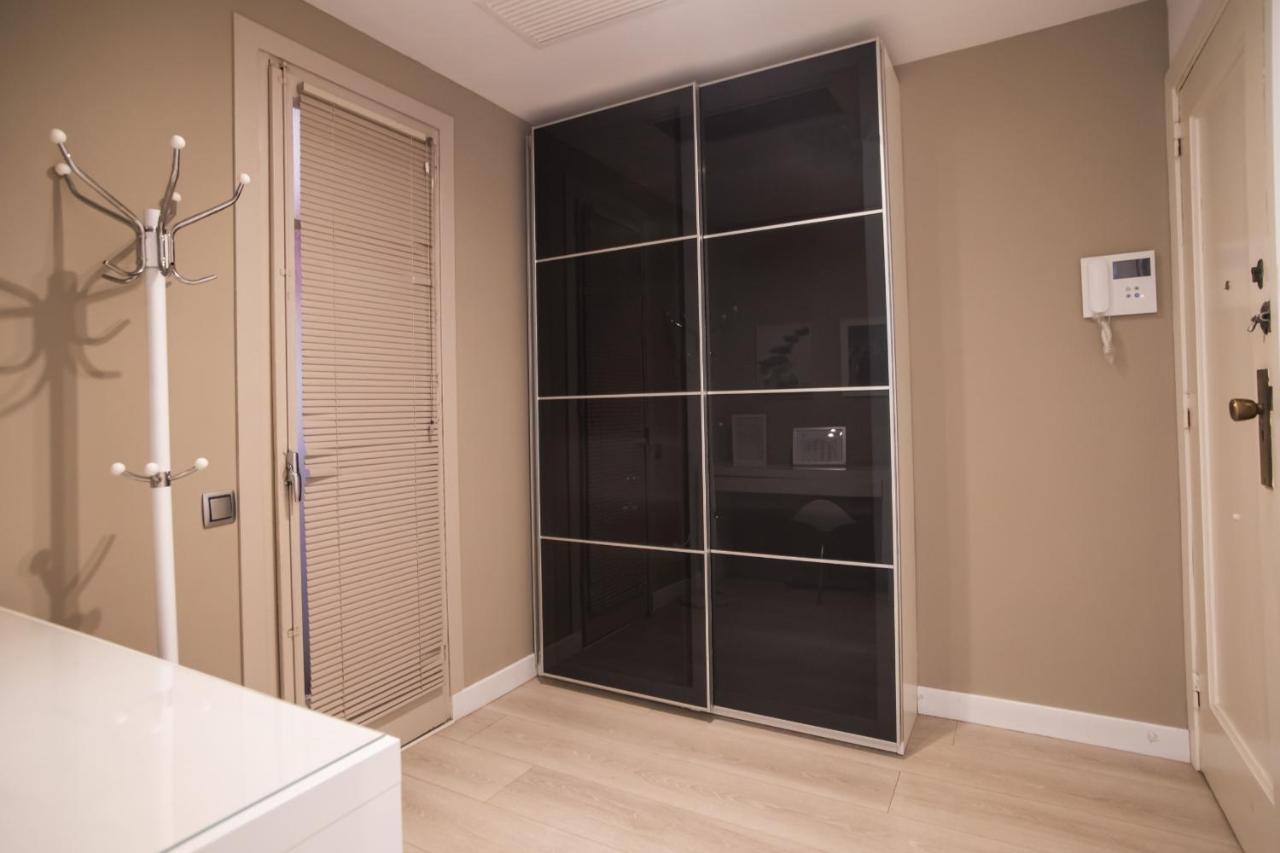41ara1029 Stunning & Renovated In Sagrada Familia Apartment Barcelona