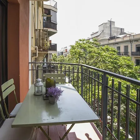 41ARA333 Apartment near Sagrada Familia Barcelona Exterior foto