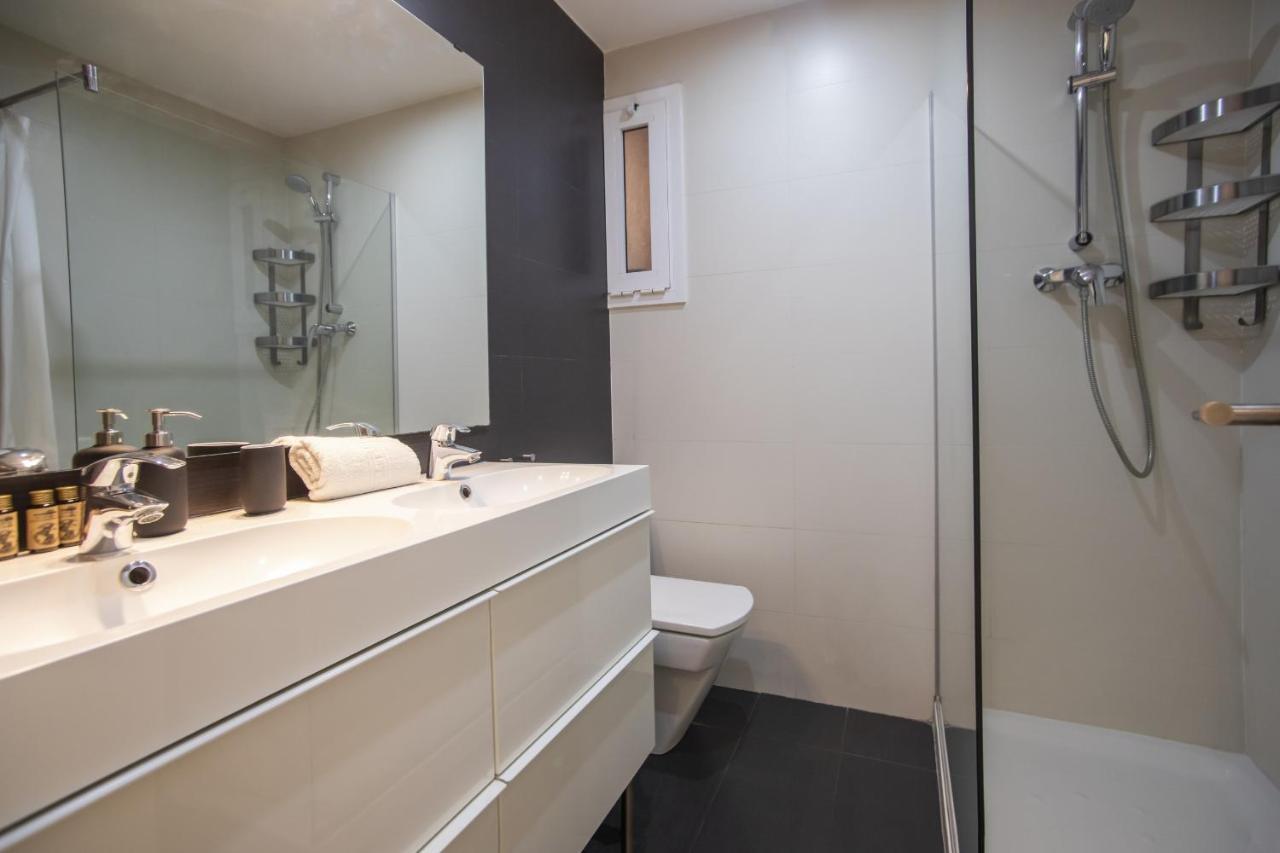 41ara1029 Stunning & Renovated In Sagrada Familia Appartamento