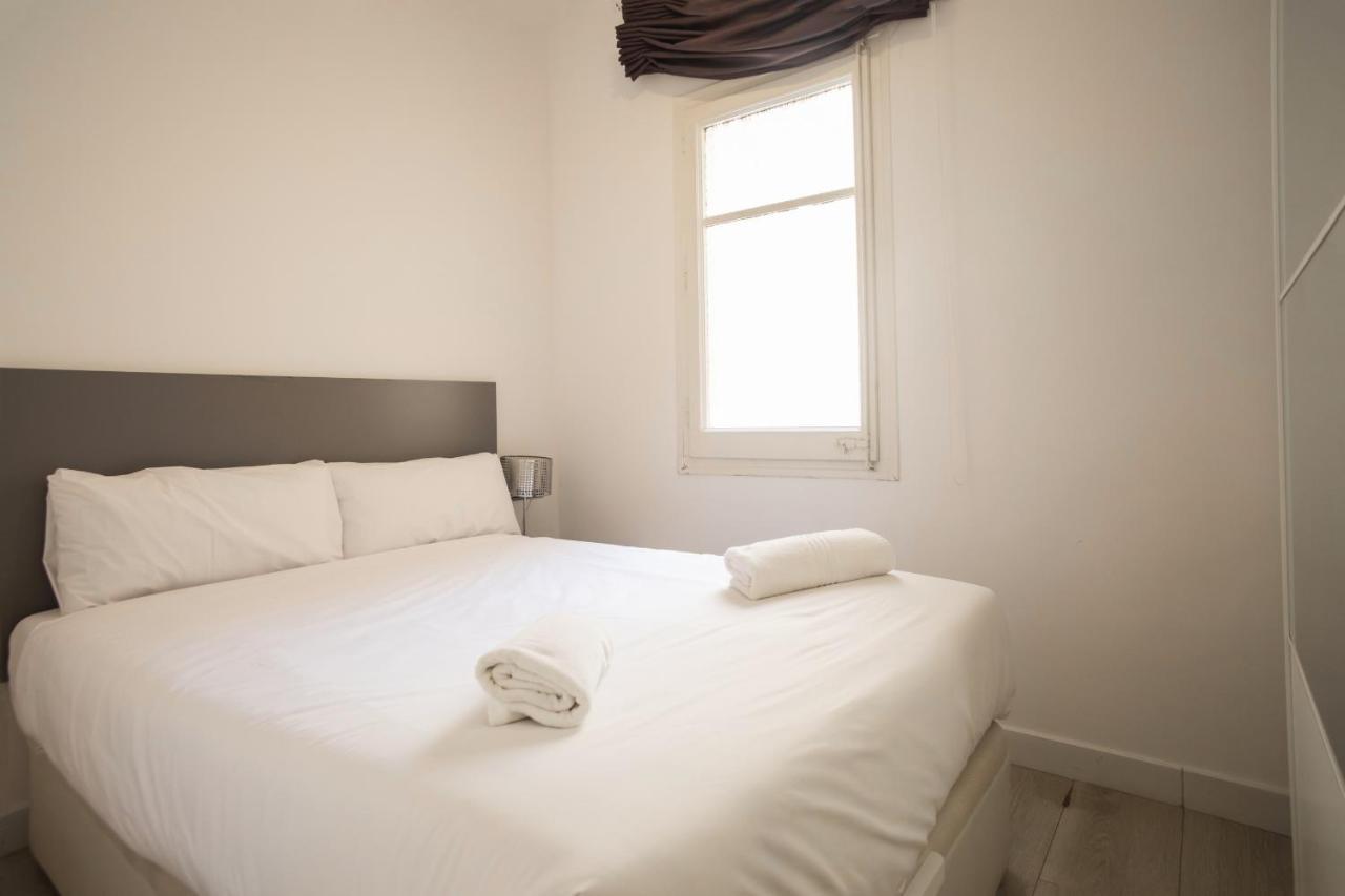 41ara1029 Stunning & Renovated In Sagrada Familia Appartement